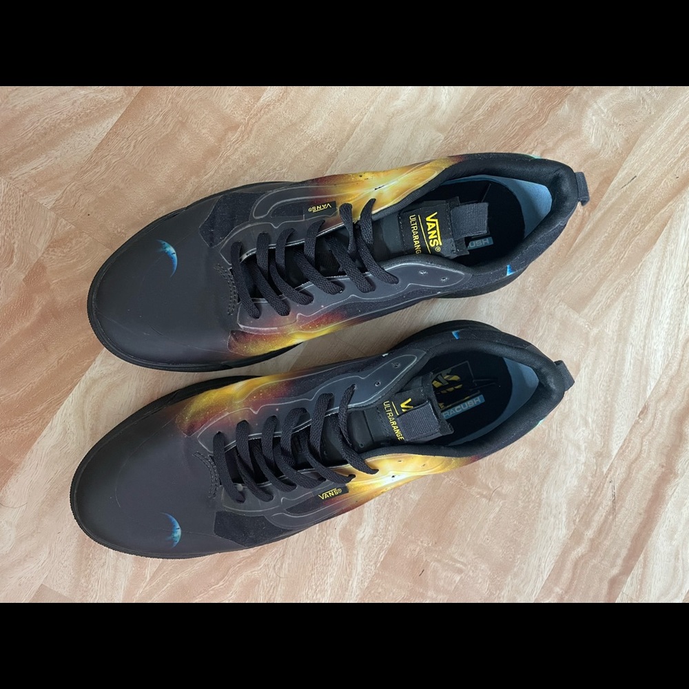 Vans UltraRange Exo X National Geographic Mens: size 12
